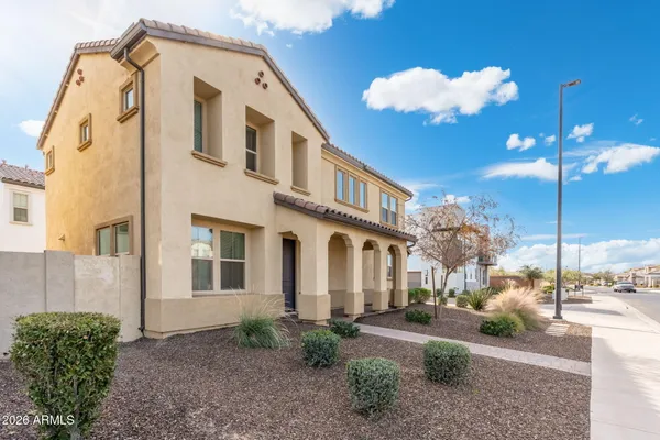 $2,550 | 3925 East Megan Street, Gilbert, AZ 85295