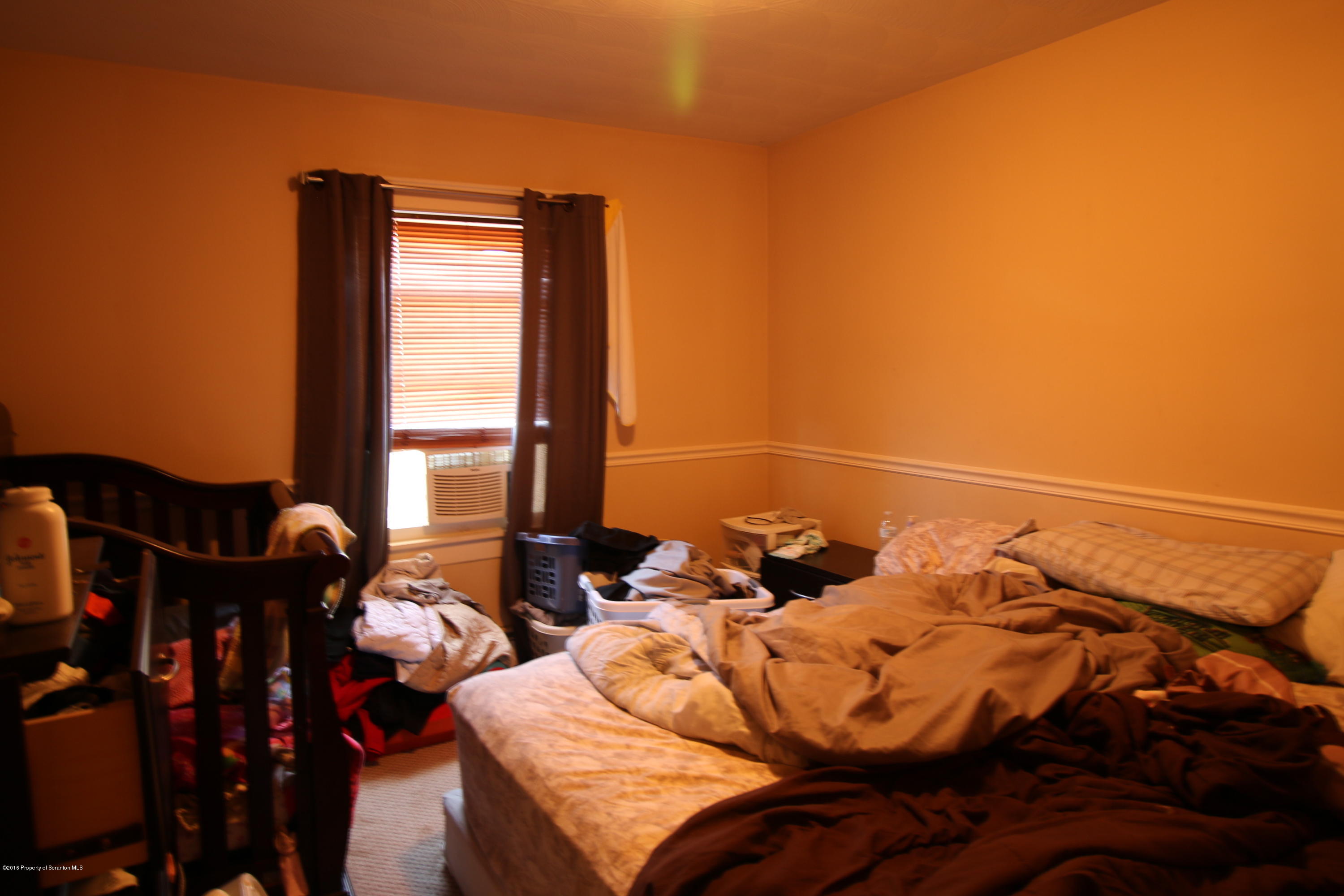 1522 Holly Road Dunmore, PA 18509 - Photo 13 of 19 Gallery Image 13