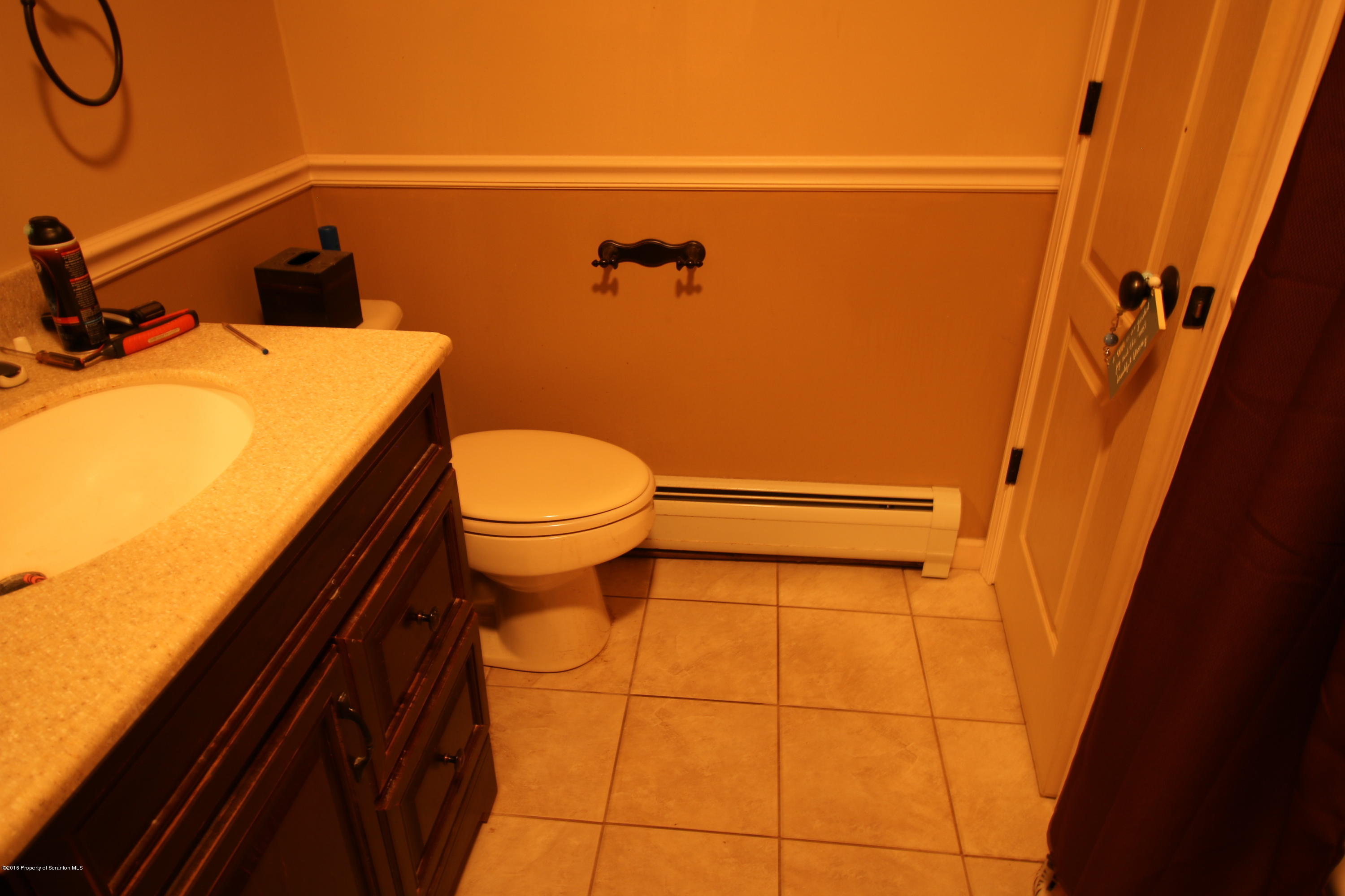 1522 Holly Road Dunmore, PA 18509 - Photo 15 of 19 Gallery Image 15