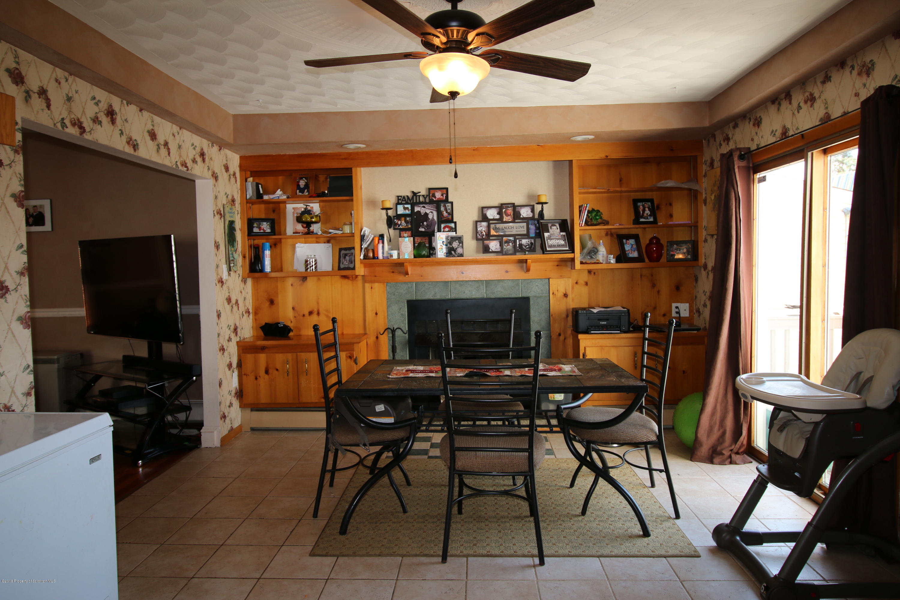 1522 Holly Road Dunmore, PA 18509 - Photo 10 of 19 Gallery Image 10