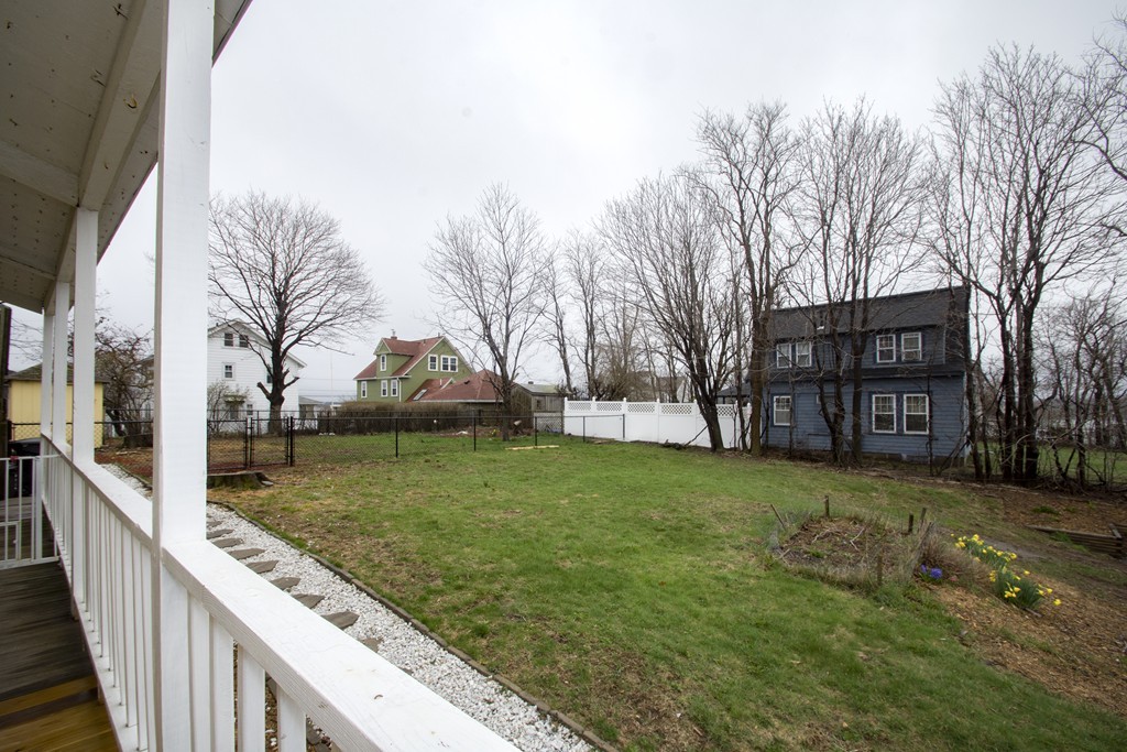 32 Merrill Road Hull, MA 02045 - Photo 3 of 28 Gallery Image 3