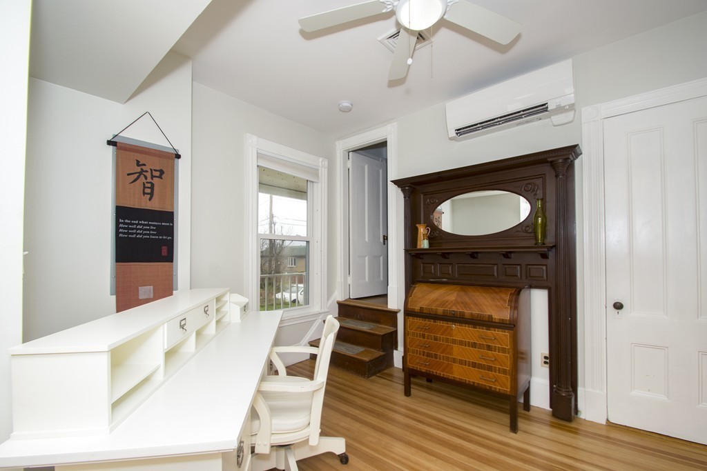 32 Merrill Road Hull, MA 02045 - Photo 8 of 28 Gallery Image 8