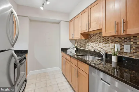 $399,900 | 3401 38th Street Northwest, Unit 314, Washington, DC 20016