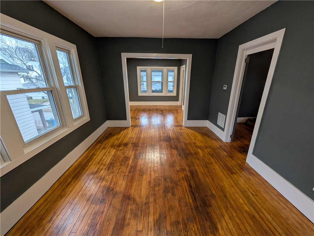 82 Fairbanks Street Rochester, NY 14621 - Photo 17 of 39 Upper Apartment