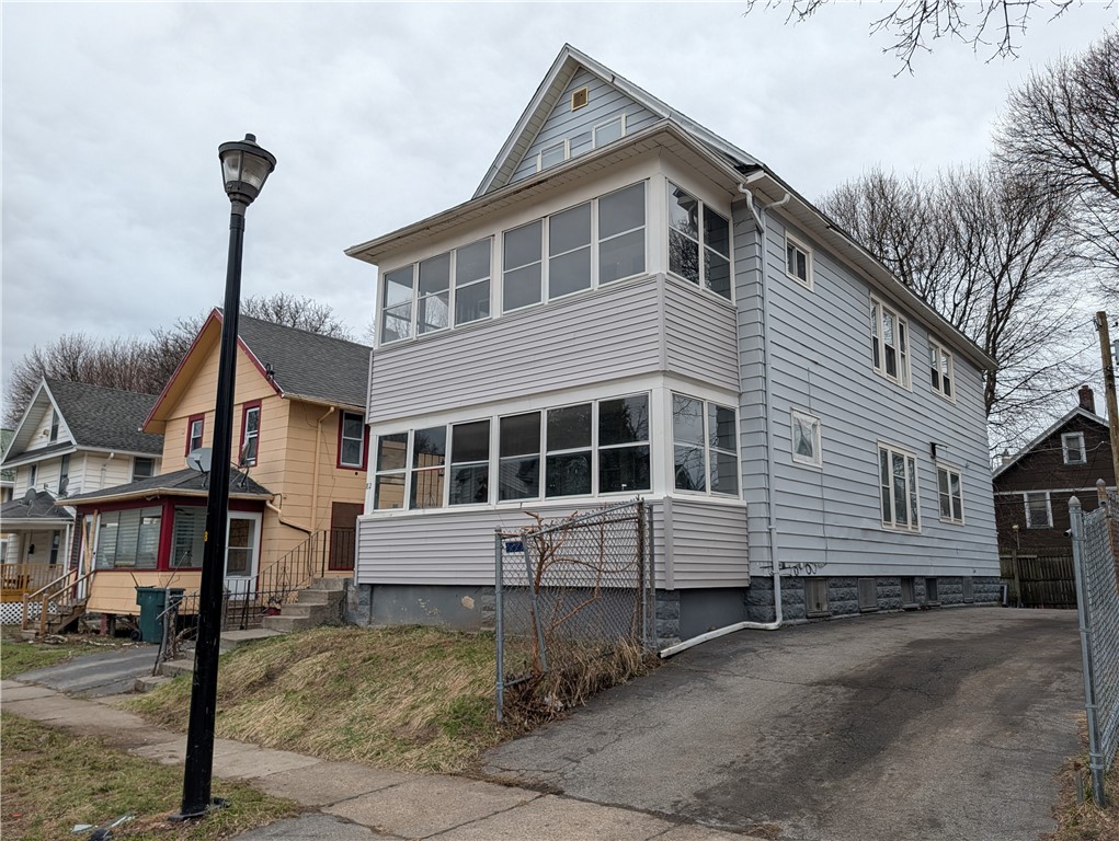 82 Fairbanks Street Rochester, NY 14621 - Photo 2 of 39 Exterior