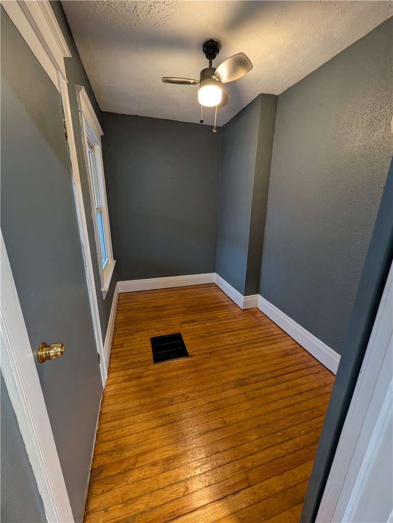 82 Fairbanks Street Rochester, NY 14621 - Photo 22 of 39 Upper Apartment