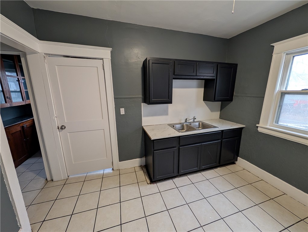 82 Fairbanks Street Rochester, NY 14621 - Photo 24 of 39 Lower Apartment