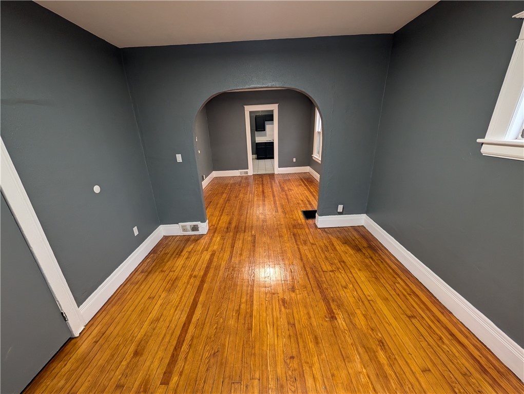 82 Fairbanks Street Rochester, NY 14621 - Photo 33 of 39 Lower Apartment