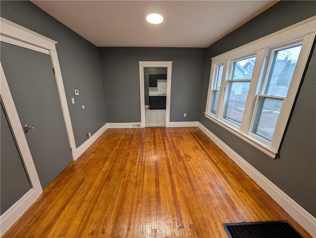 82 Fairbanks Street Rochester, NY 14621 - Photo 34 of 39 Lower Apartment