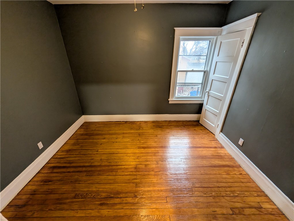 82 Fairbanks Street Rochester, NY 14621 - Photo 36 of 39 Lower Apartment