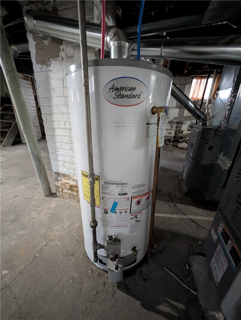 82 Fairbanks Street Rochester, NY 14621 - Photo 39 of 39 *NEW HOT WATER TANKS*