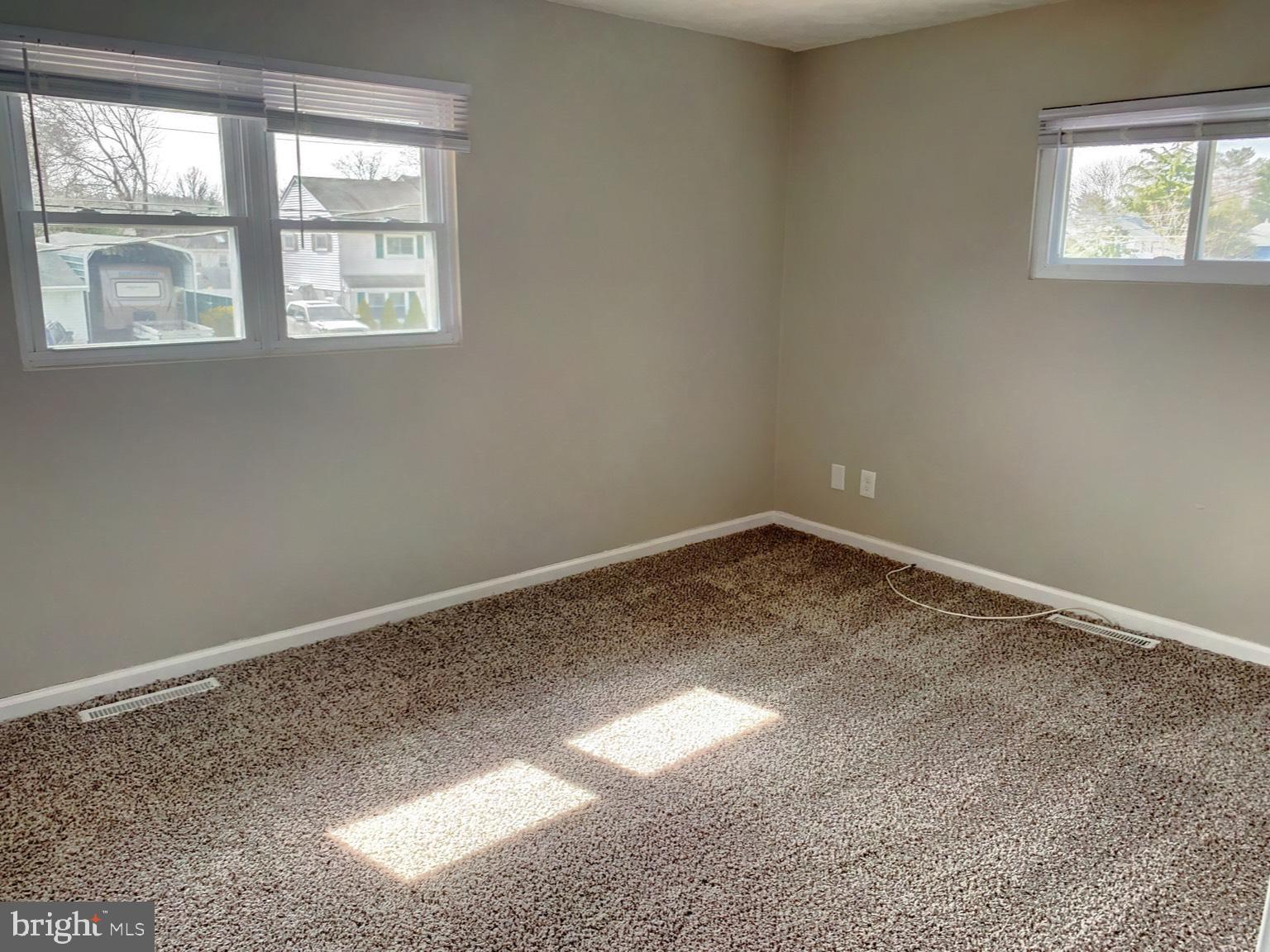 509 Spruce Avenue Pitman, NJ 08071 - Photo 18 of 25 an empty room with a window