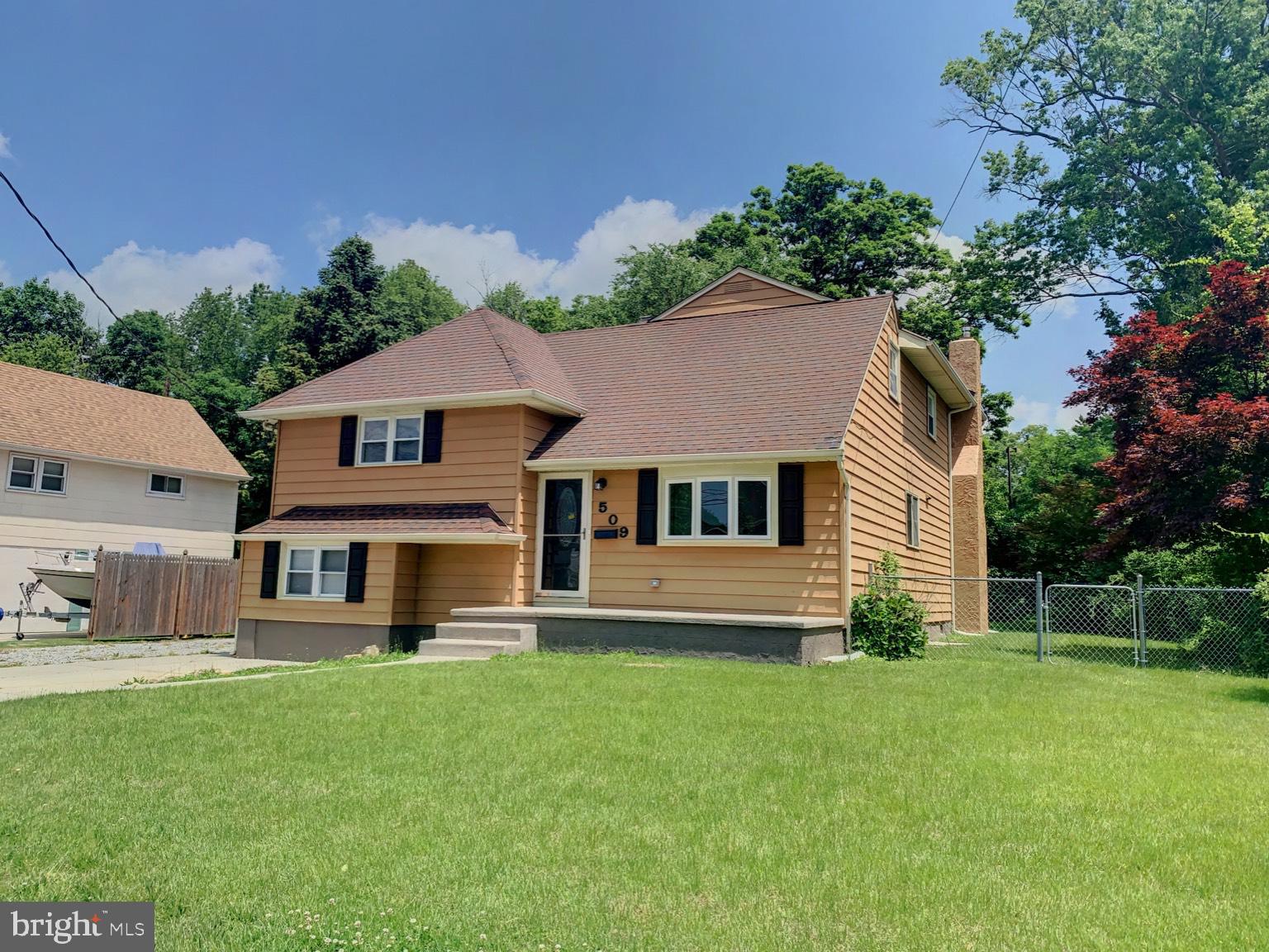 509 Spruce Avenue Pitman, NJ 08071 - Photo 4 of 25 a aerial view of a house
