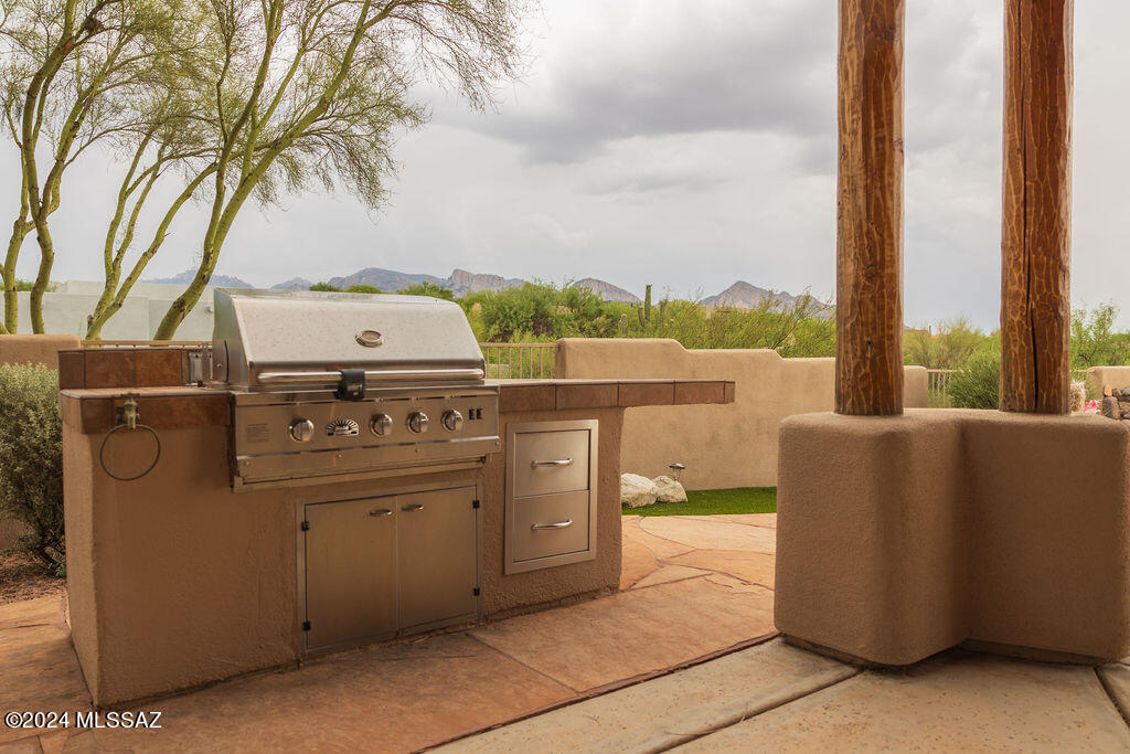771 West Sedona Ridge Place Oro Valley, AZ 85755 - Photo 12 of 22