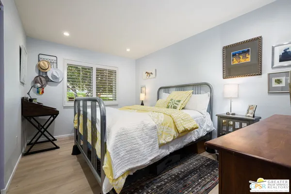 $359,999 | 2393 South Sky View Drive, Unit 1, Palm Springs, CA 92264