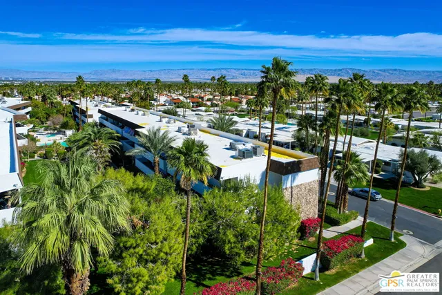 $359,999 | 2393 South Sky View Drive, Unit 1, Palm Springs, CA 92264