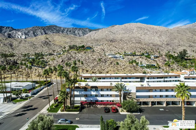 $359,999 | 2393 South Sky View Drive, Unit 1, Palm Springs, CA 92264
