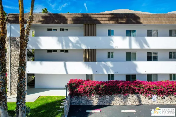 $359,999 | 2393 South Sky View Drive, Unit 1, Palm Springs, CA 92264
