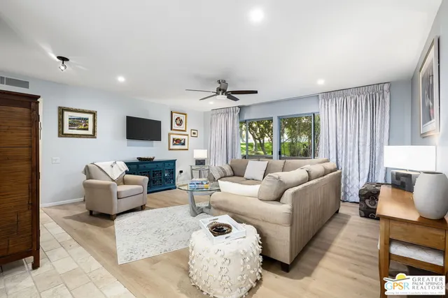 $359,999 | 2393 South Sky View Drive, Unit 1, Palm Springs, CA 92264