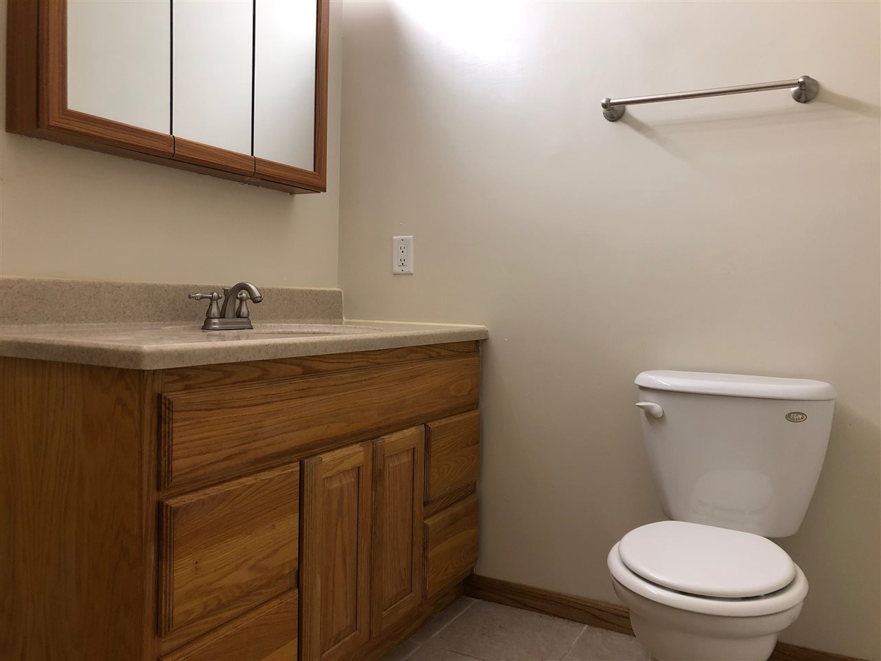 1733 Lake Summerset Road Davis, IL 61019 - Photo 15 of 24 a bathroom with a toilet sink and mirror