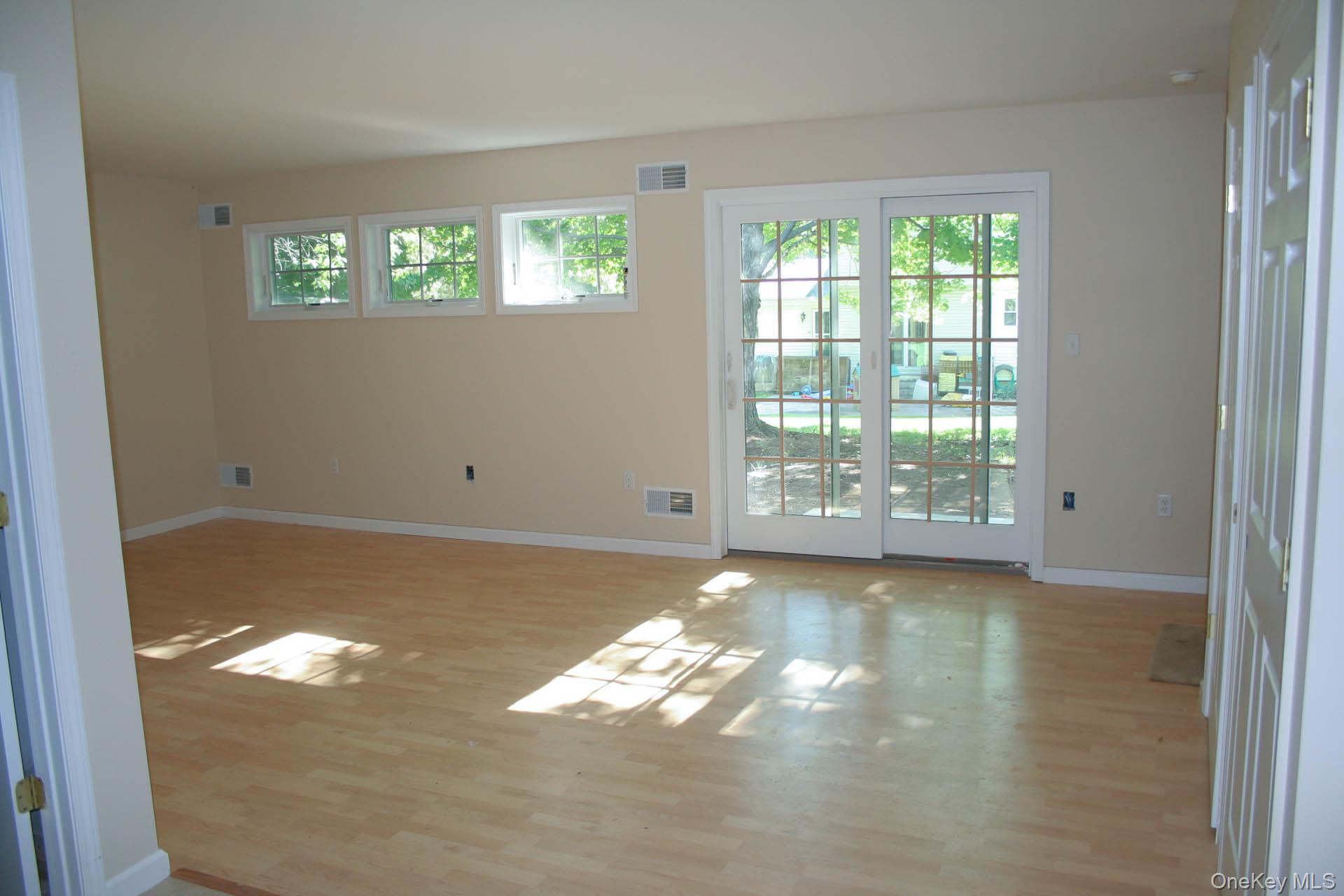 586 Union Road Spring Valley, NY 10977 - Photo 25 of 29 Gallery Image 25
