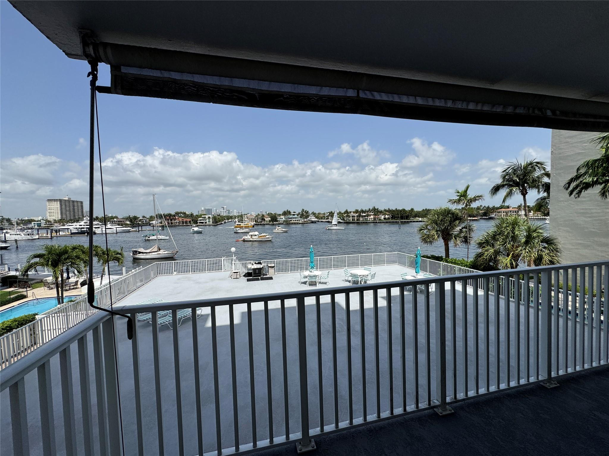 95 North Birch Road, Unit 301 Fort Lauderdale, FL 33304 - Photo 19 of 54 Photo 19