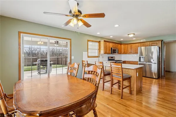 $475,000 | 1343 Delaware Drive, Tonganoxie, KS 66086