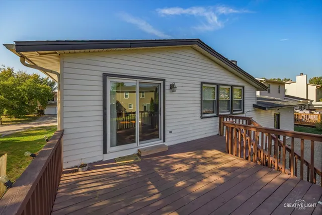 $429,000 | 2504 Brook Lane, Aurora, IL 60504