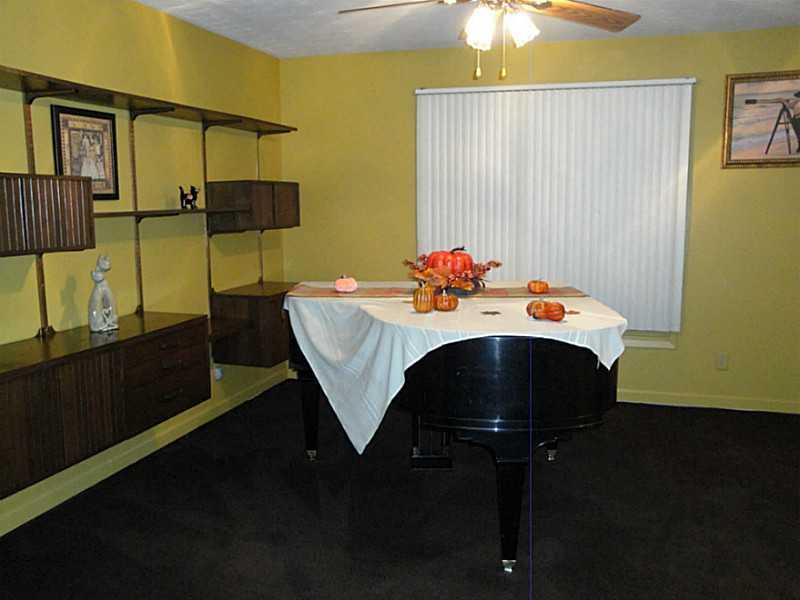 4729 Ferguson Road Indianapolis, IN 46239 - Photo 11 of 24 Gallery Image 11