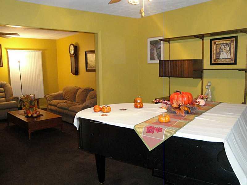 4729 Ferguson Road Indianapolis, IN 46239 - Photo 12 of 24 Gallery Image 12
