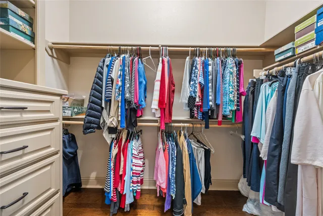 $929,000 | 120 Legacy Boulevard, Point Blank, TX 77364