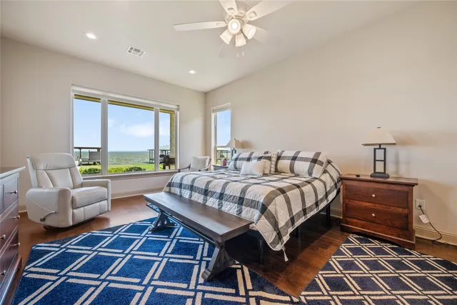 $929,000 | 120 Legacy Boulevard, Point Blank, TX 77364