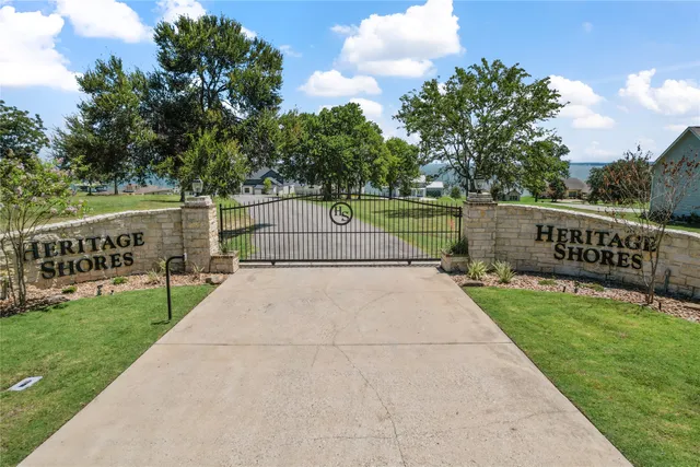 $929,000 | 120 Legacy Boulevard, Point Blank, TX 77364