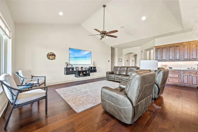 $929,000 | 120 Legacy Boulevard, Point Blank, TX 77364