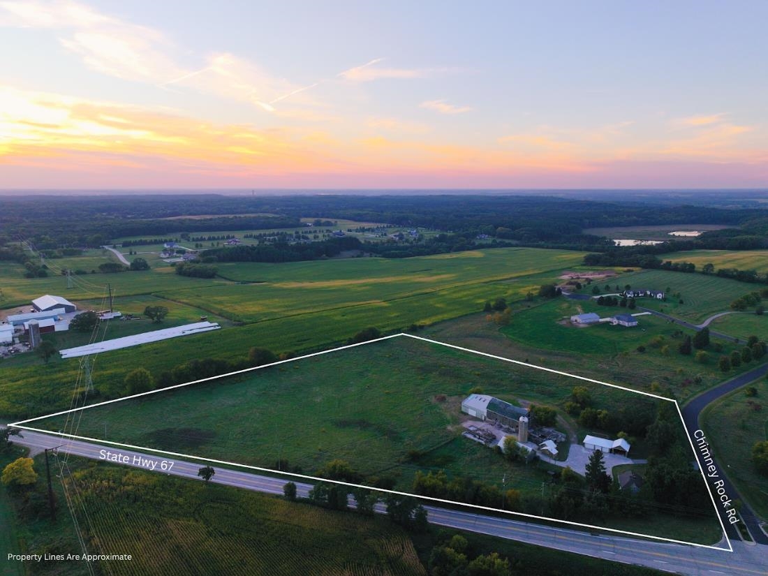 W397S11030 Chimney Rock Eagle, WI 53119 - Photo 1 of 50
