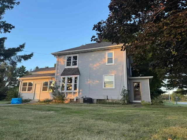 $759,800 | W397S11030 Chimney Rock, Eagle, WI 53119