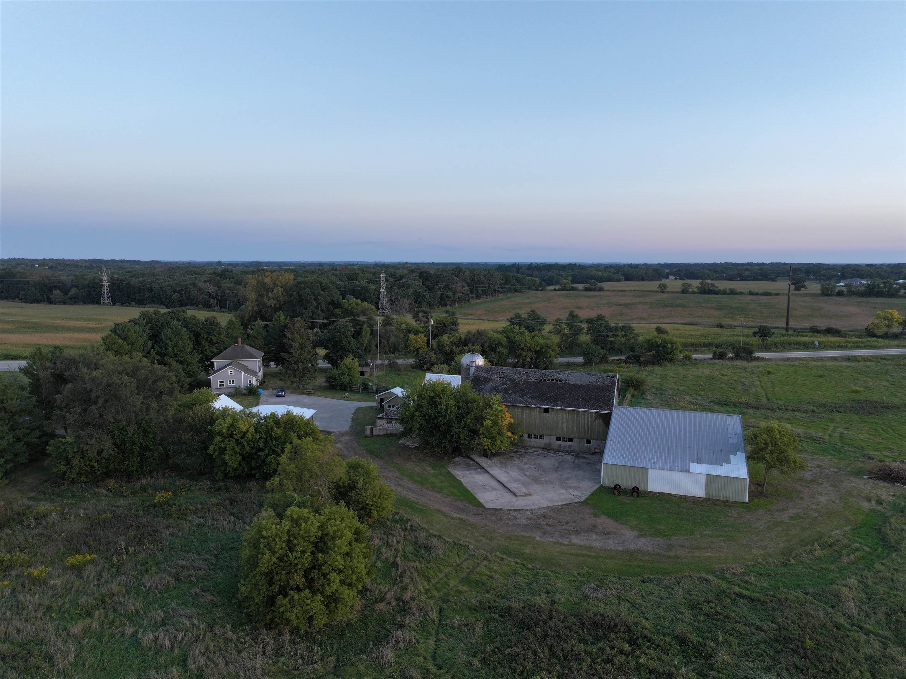 W397S11030 Chimney Rock Eagle, WI 53119 - Photo 3 of 50