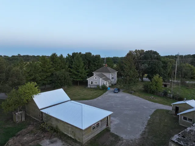 $759,800 | W397S11030 Chimney Rock, Eagle, WI 53119