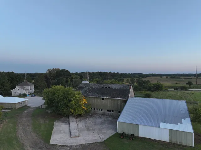 $759,800 | W397S11030 Chimney Rock, Eagle, WI 53119