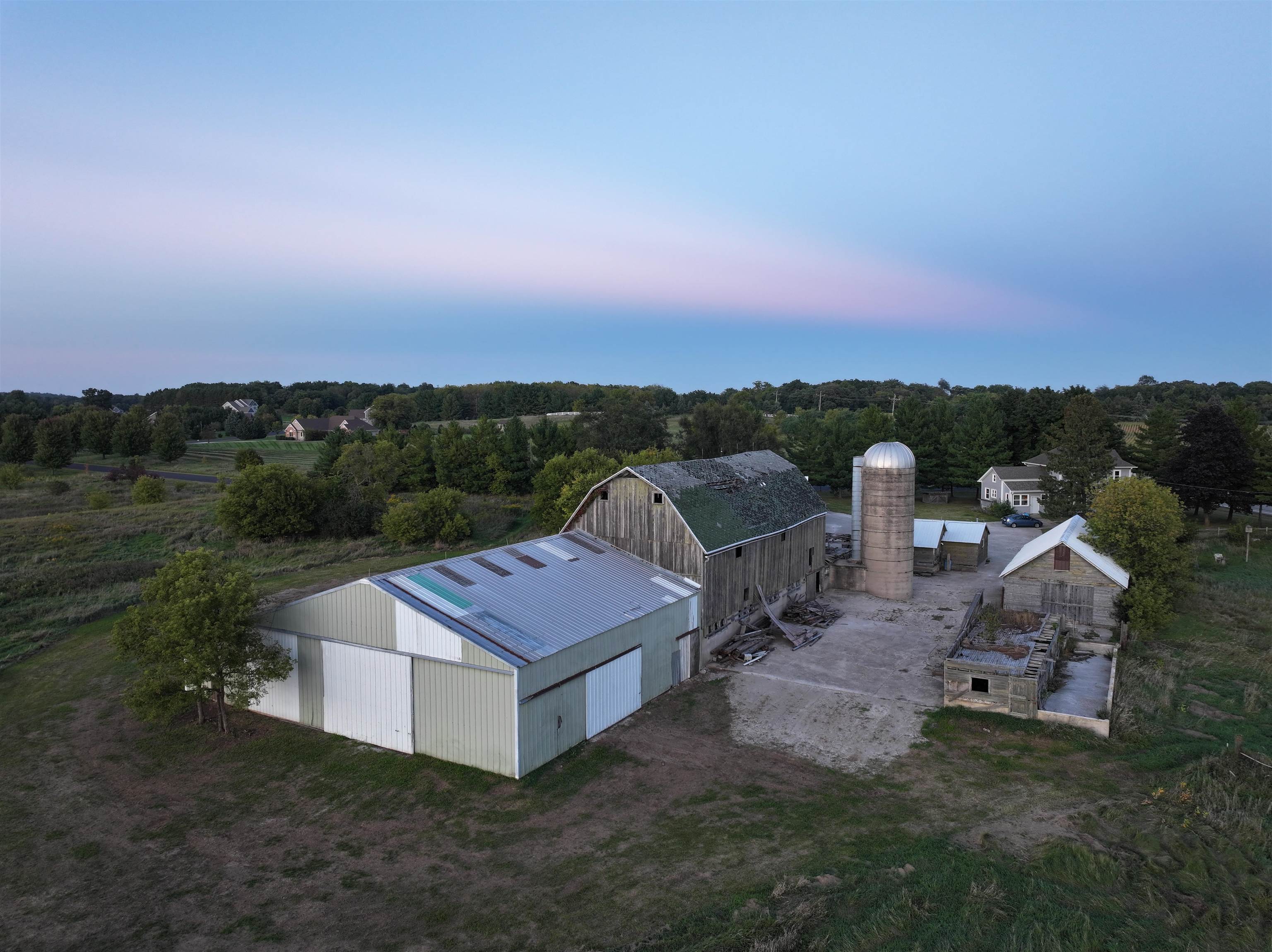 W397S11030 Chimney Rock Eagle, WI 53119 - Photo 34 of 50