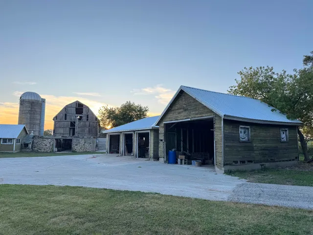 $759,800 | W397S11030 Chimney Rock, Eagle, WI 53119