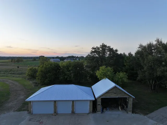 $759,800 | W397S11030 Chimney Rock, Eagle, WI 53119