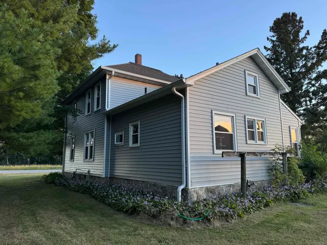 $759,800 | W397S11030 Chimney Rock, Eagle, WI 53119