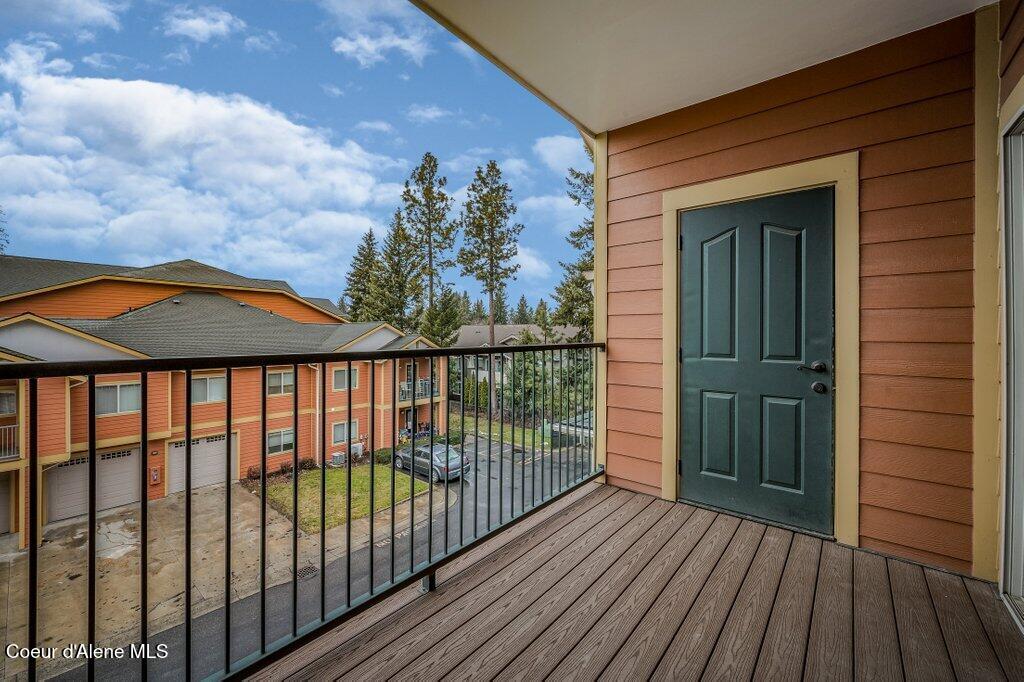 6800 North Spurwing Loop, Unit 304 Coeur D'Alene, ID 83815 - Photo 5 of 21 --5.jpg-SMALL