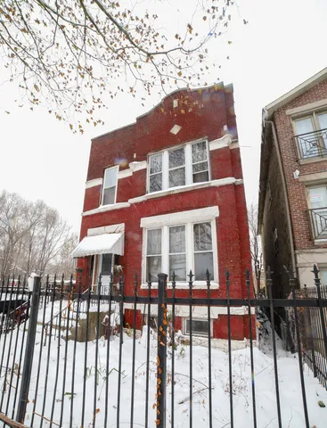 $174,900 | 2846 West Flournoy Street, Chicago, IL 60612