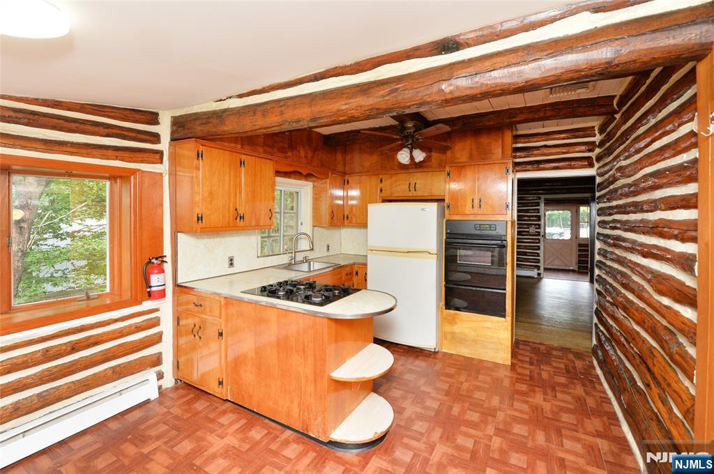 100 Tower Road Wayne, NJ 07470 - Photo 5 of 34 Gallery Image 5