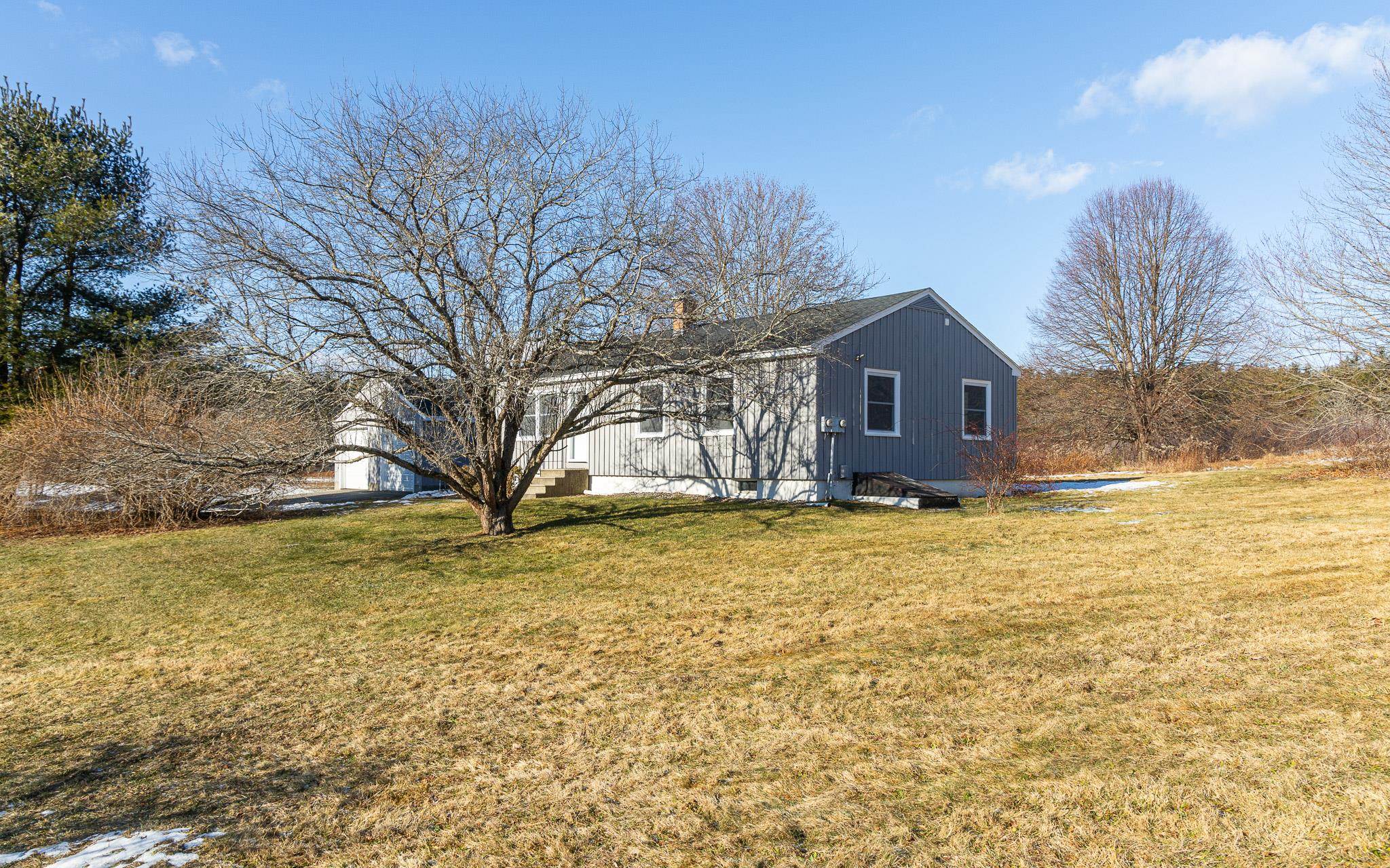 656 Tyler Hill Road Vernon, VT 05354 - Photo 3 of 26 Gallery Image 3