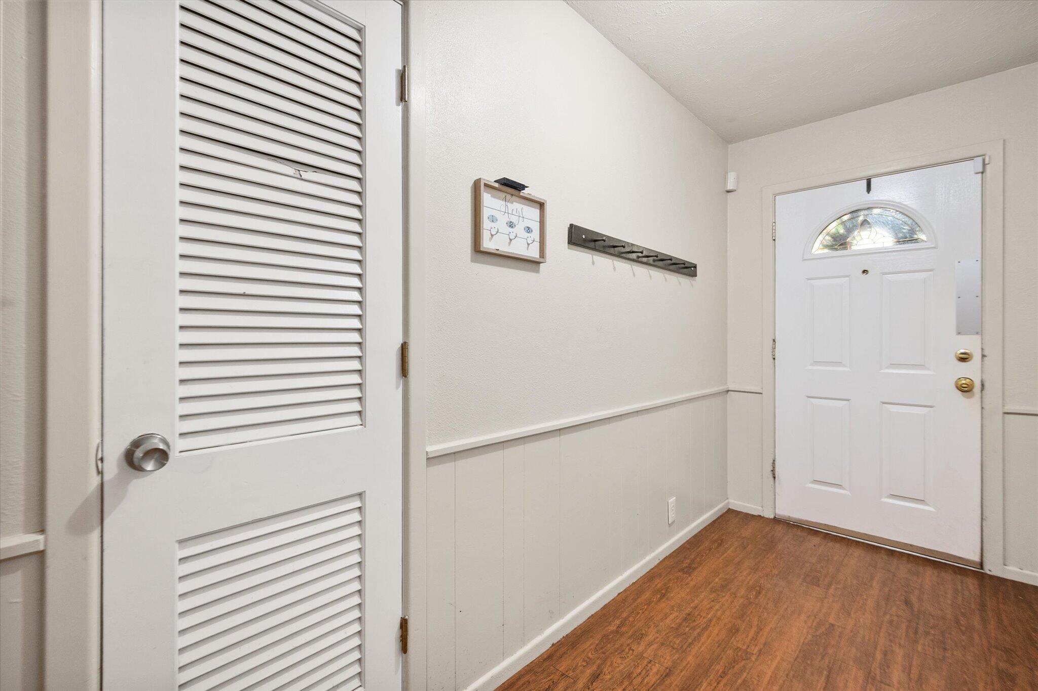 4604 27th Street Lubbock, TX 79410 - Photo 6 of 36 a view of a hallway with interior of the house