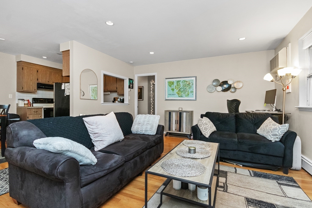 54 Jacqueline Road, Unit 7 Waltham, MA 02452 - Photo 5 of 35 Gallery Image 5