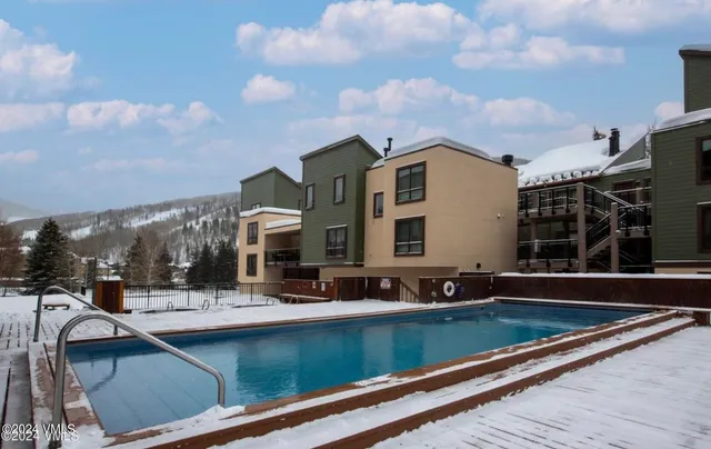 $980,000 | 993 Lions Ridge Loop, Unit 322, Vail, CO 81657
